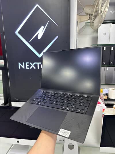 Dell Precision 5520 Intel Core i7 16GB/512GB 4GB Nvidia Quadro M1200