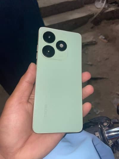 Tecno spark go 2024 with box all ok no any fult