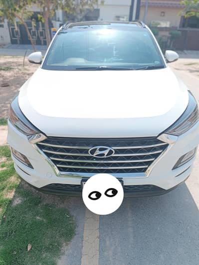 Hyundai tucson full option top of the line
