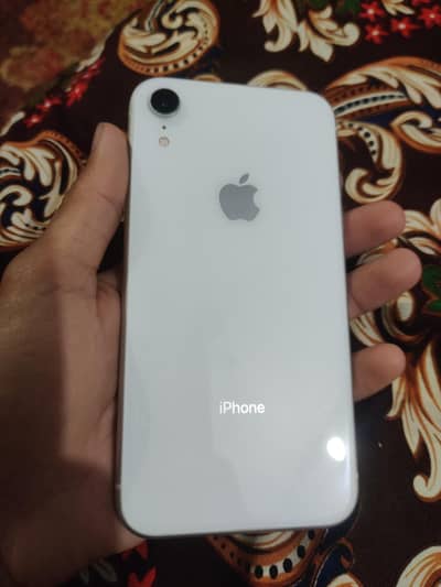 Iphone XR 64GB iCloud Locked