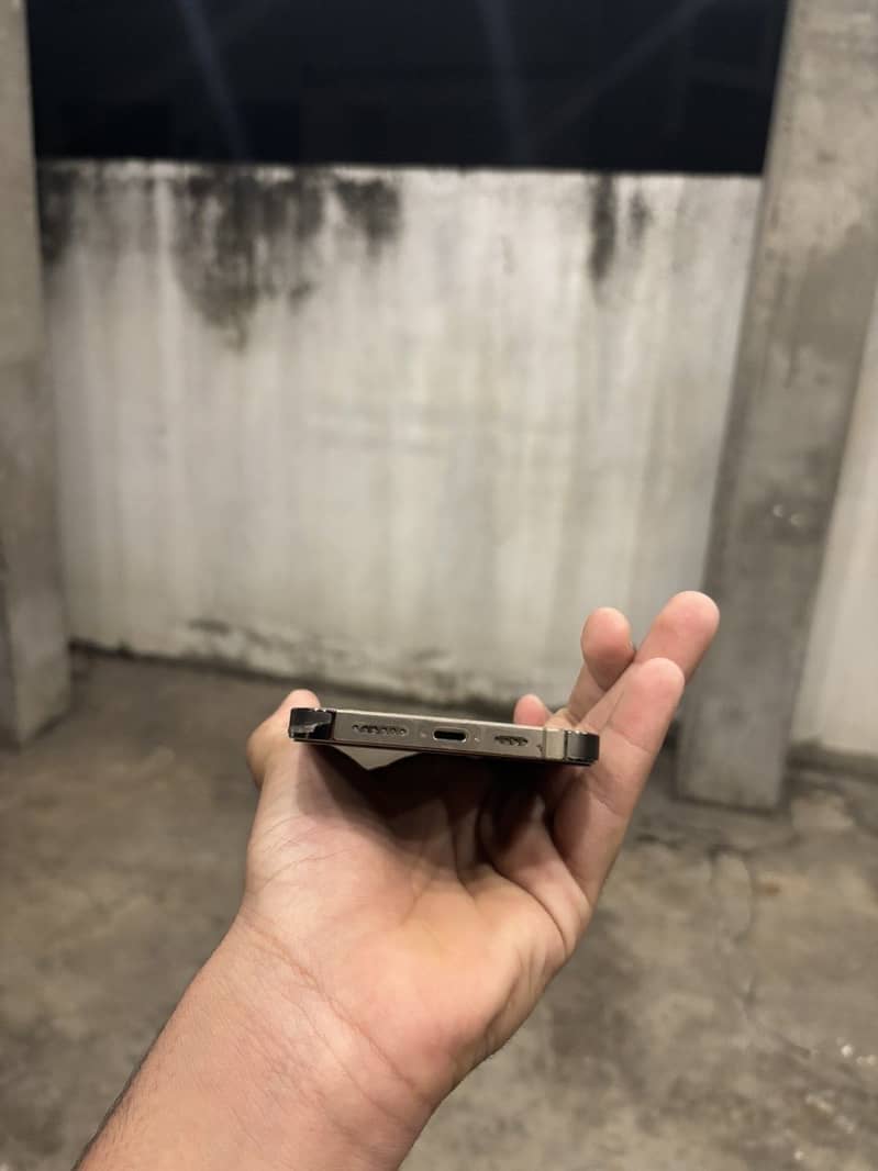 iphone 13 pro max 3