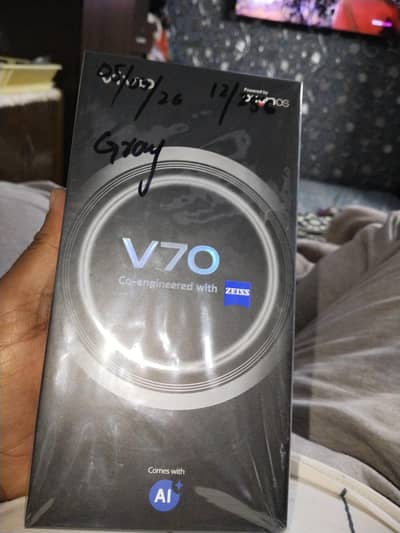 vivo v70 12/256