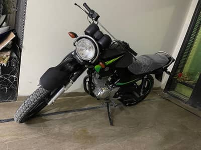 Yamaha ybr G 2024 model gray All Punjab /03369800157//