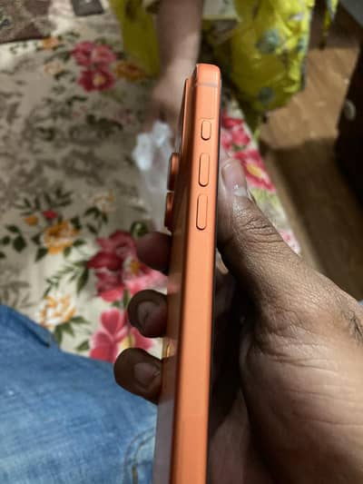 17 pro JV Cosmeic orange 256 gb