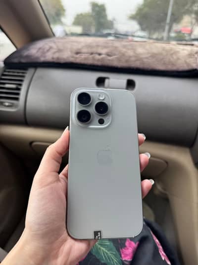 Iphone 15 pro 128 gb