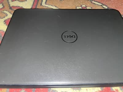 DELL latitude 3300