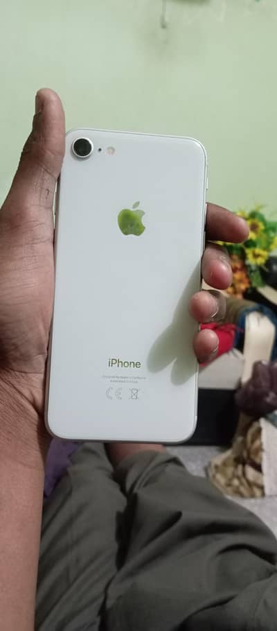 iPhone 8 10/10 condition non pta battery health 82% non active tha ye