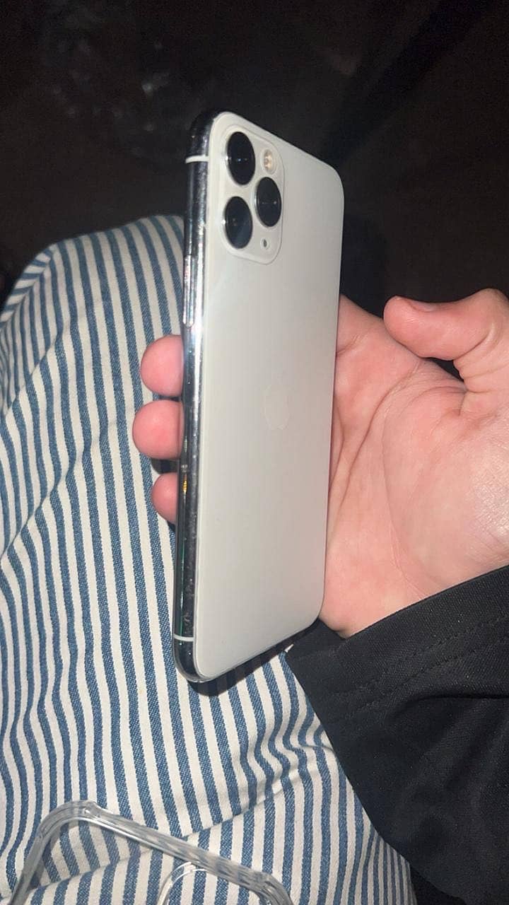 Iphone 11 pro 1