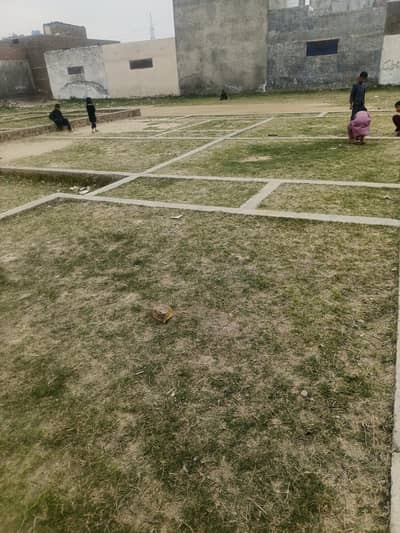 wah cantt malkabad ma zameen available