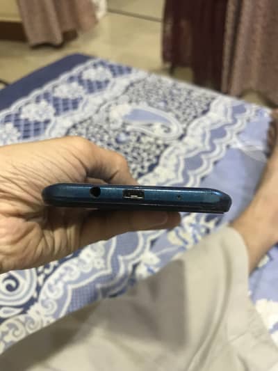 Infinix hot 9play 3/64