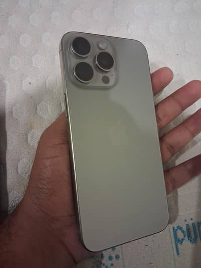 IPHONE 15 PRO MAX  256GB titanium