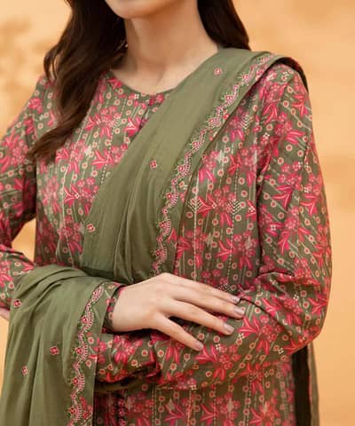 sapphire stitched lawn