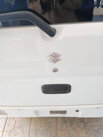 every 4 sale 2020 Modle location karachi uni road Dem 2850 0310118892