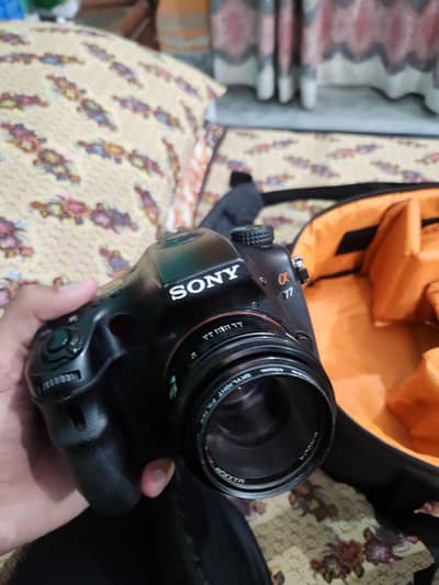 Sony a77