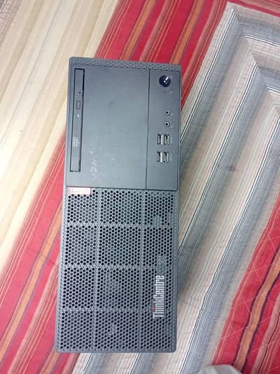 Lenovo ThinkCentre M700 Tower
