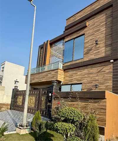 8 Marla Prime Location Modern House for Sale in Bahria Orchard Phase 2| Ideal Family Home