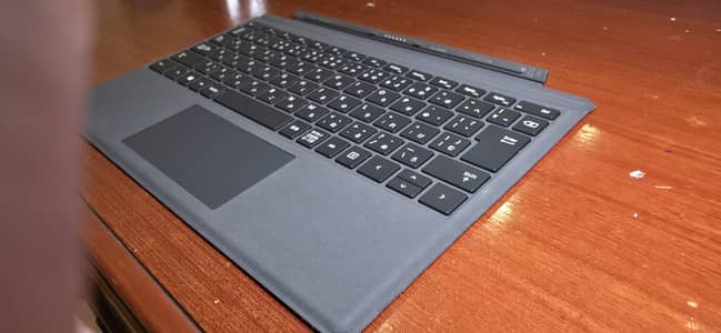 Microsoft Surface Pro Signature Type Cover (Gray) - Like New
