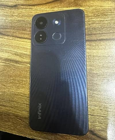 Infinix Smart 7 New < Phone : 03186692626 >