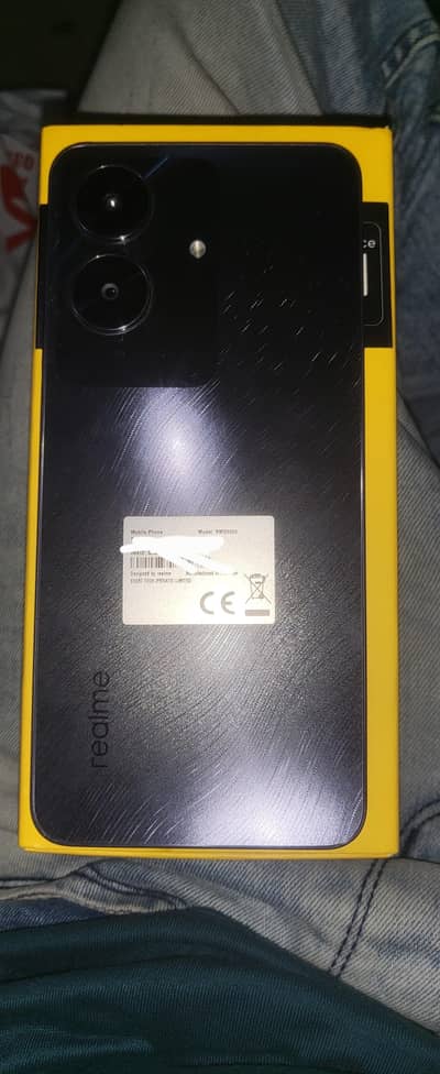 Realme note 60 4+8/128 with box