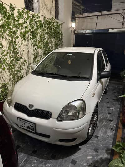 Toyota vitz 2004/8 total genuine