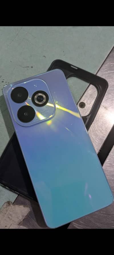 infinix smart8 pro 4+4/128