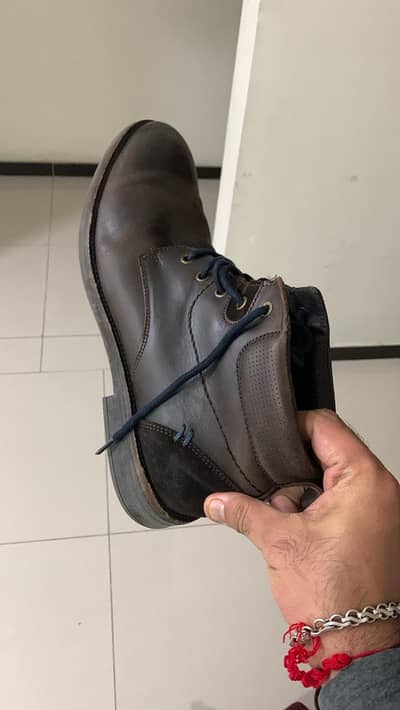 long shoes new unused imported 9/10 number