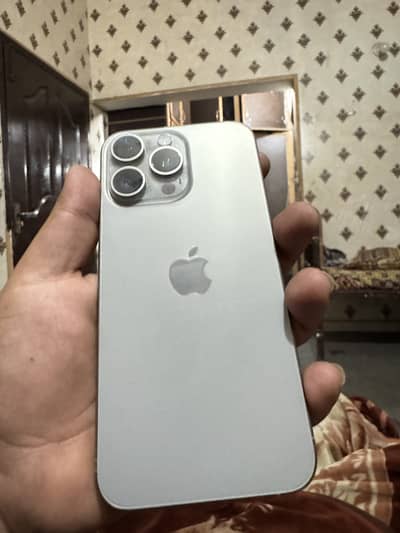 Apple iPhone 15 Pro Max