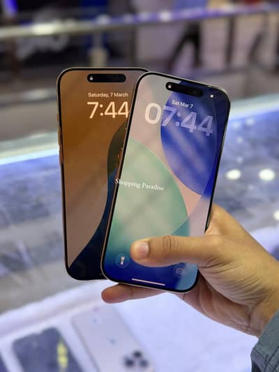 Apple Iphone 16 Pro Factory Unlock Non Active Water pack