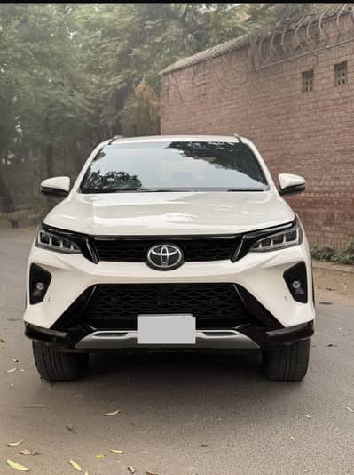 Toyota Fortuner  legender 2023