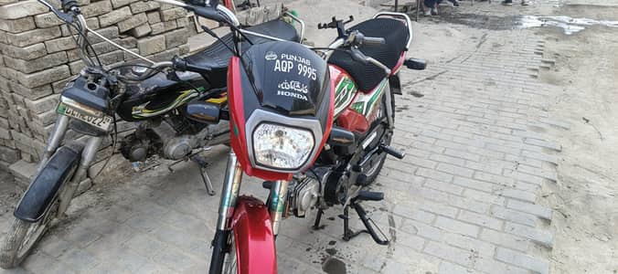 Honda CD 70 DREAM 1st owner total genion. lush condition.