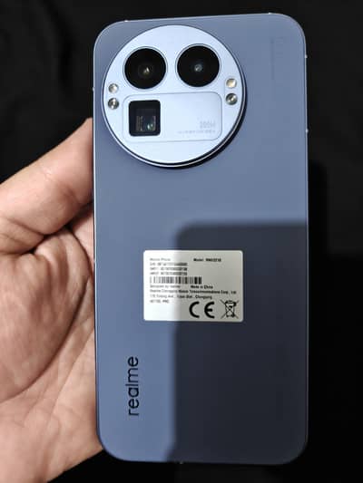 Realme Gt 8 pro Exchange Possible 16 pro max, S25 Ultra Or Equal Specs