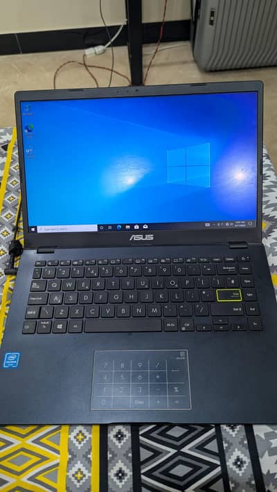 asus celeron N4020 laptop (budgrt laptop)