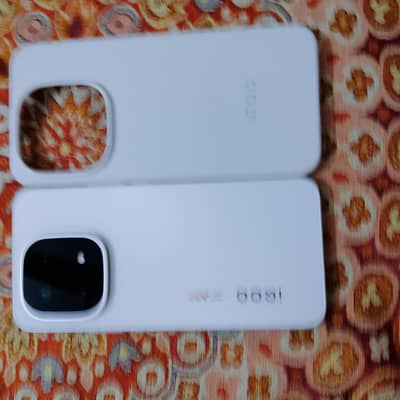 vivo IQoo 15