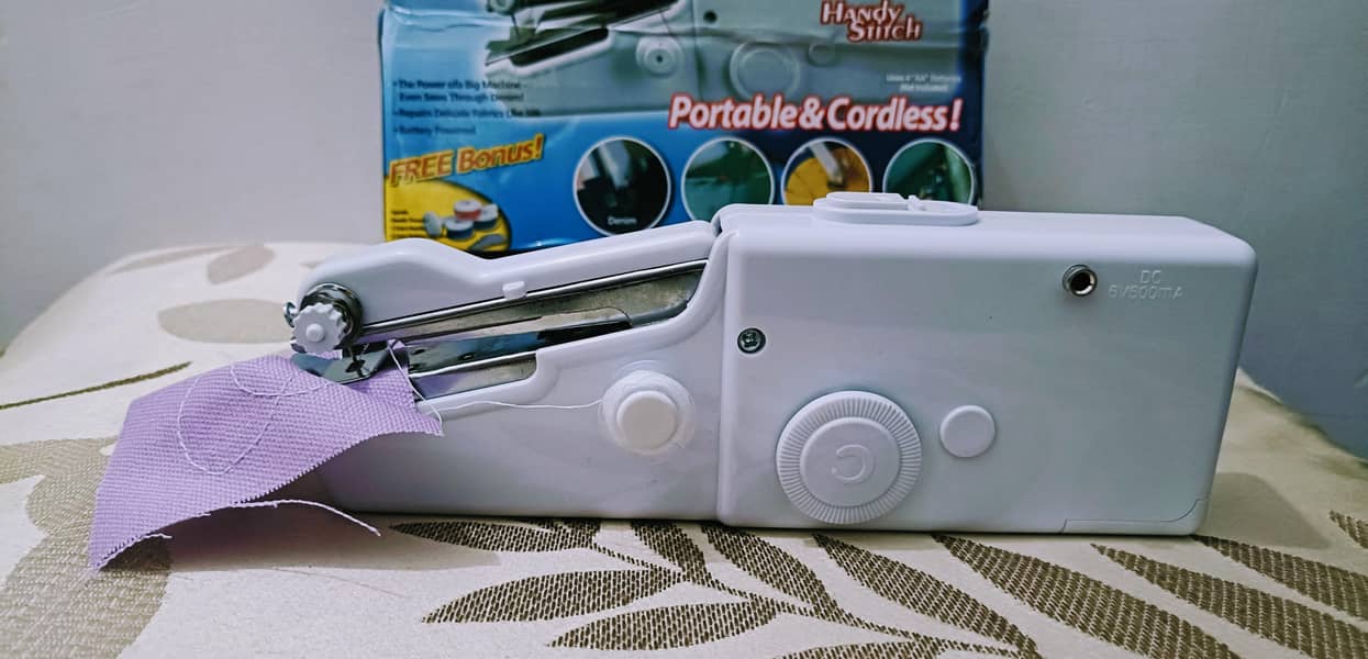 Portable sewing machine 0