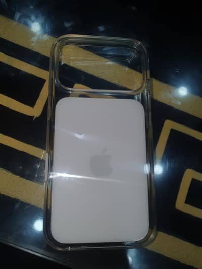 Iphone 17 pro orignal&authentic  apple store purchased cover