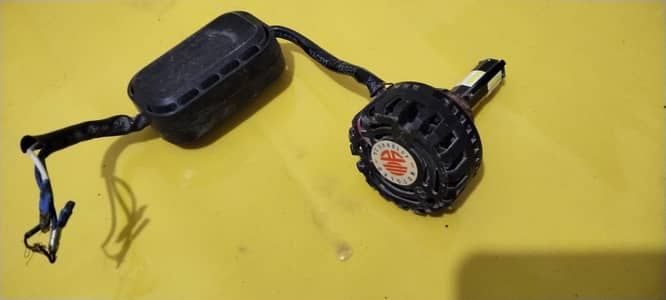 used light working good. fan light