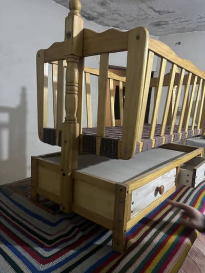 Baby cot with swing