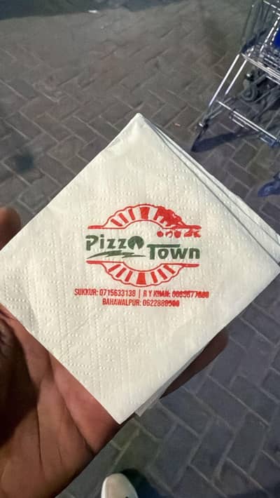 Tissues for Restaurants, Hotels, Marquees etc