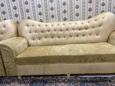 All ok sofas new bhanwaye hai 1 month pehle