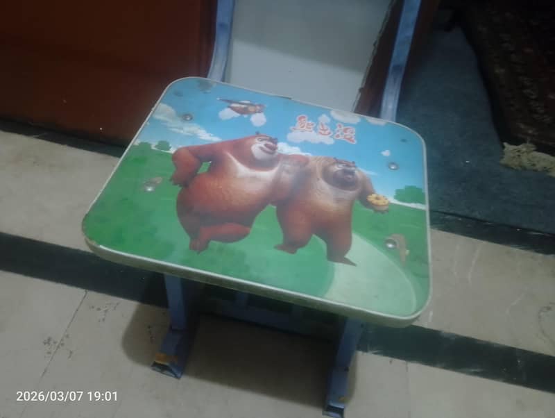 Kids Study Table 6