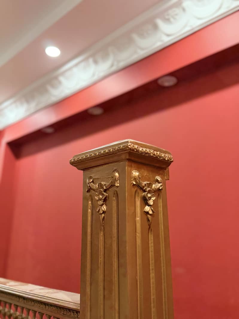 bed plus side tables 3