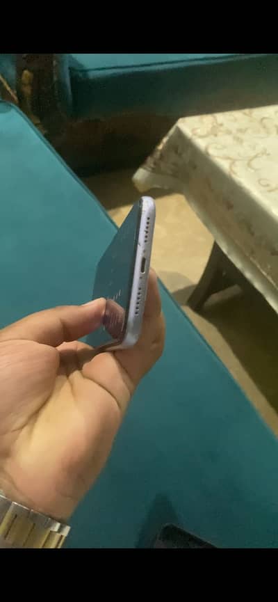 Iphone 11 non PTA Bypass   (factory unlocked) 64 GB