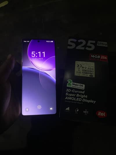 Ital S25 ultra front display