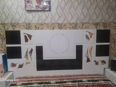 solid stylish beads type bed ,deco paint