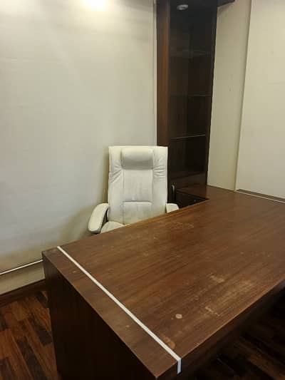 NEAR 2 TALWAR ZAMZMA COMMERCIAL 1 EXECUTIVE CHAMBER 8 PERSON WORK STATION 1 MEETING ROOM RENT IS FINAL
