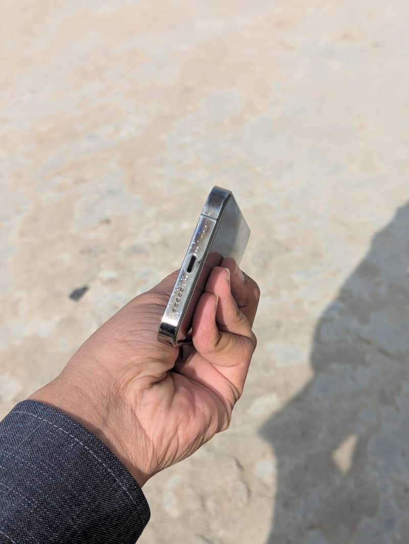 Iphone 13 pro display changed 8