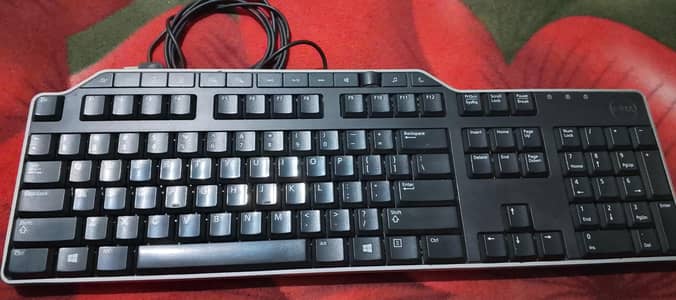 Dell keyboard with multimedia keys