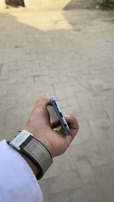 Baki mobile ok hay Sara bas halka sa dot hay chalny me ok  hay