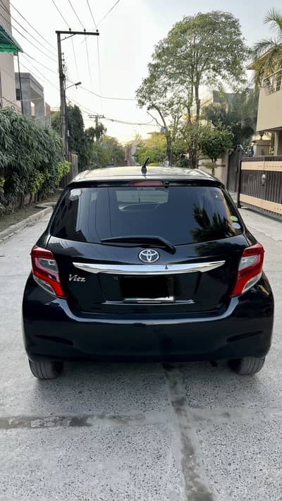 Toyota Vitz spider shape total Geniune