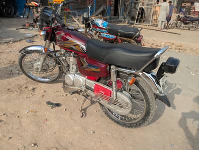 Honda CG 125 Bike
